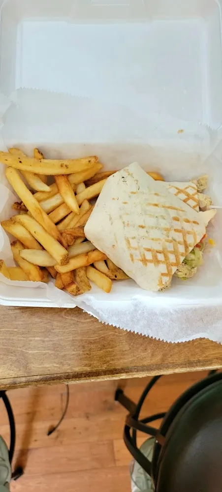 Pokey's Chicken Wrap